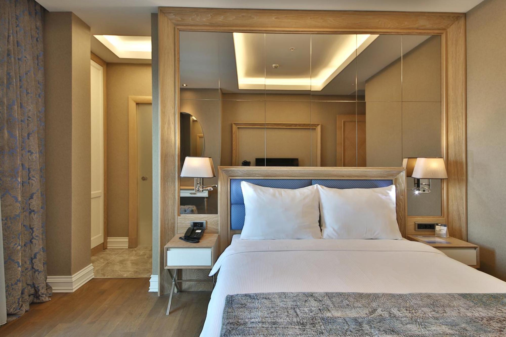 Bof Hotels Ceo Suites Atasehir Istambul Exterior foto