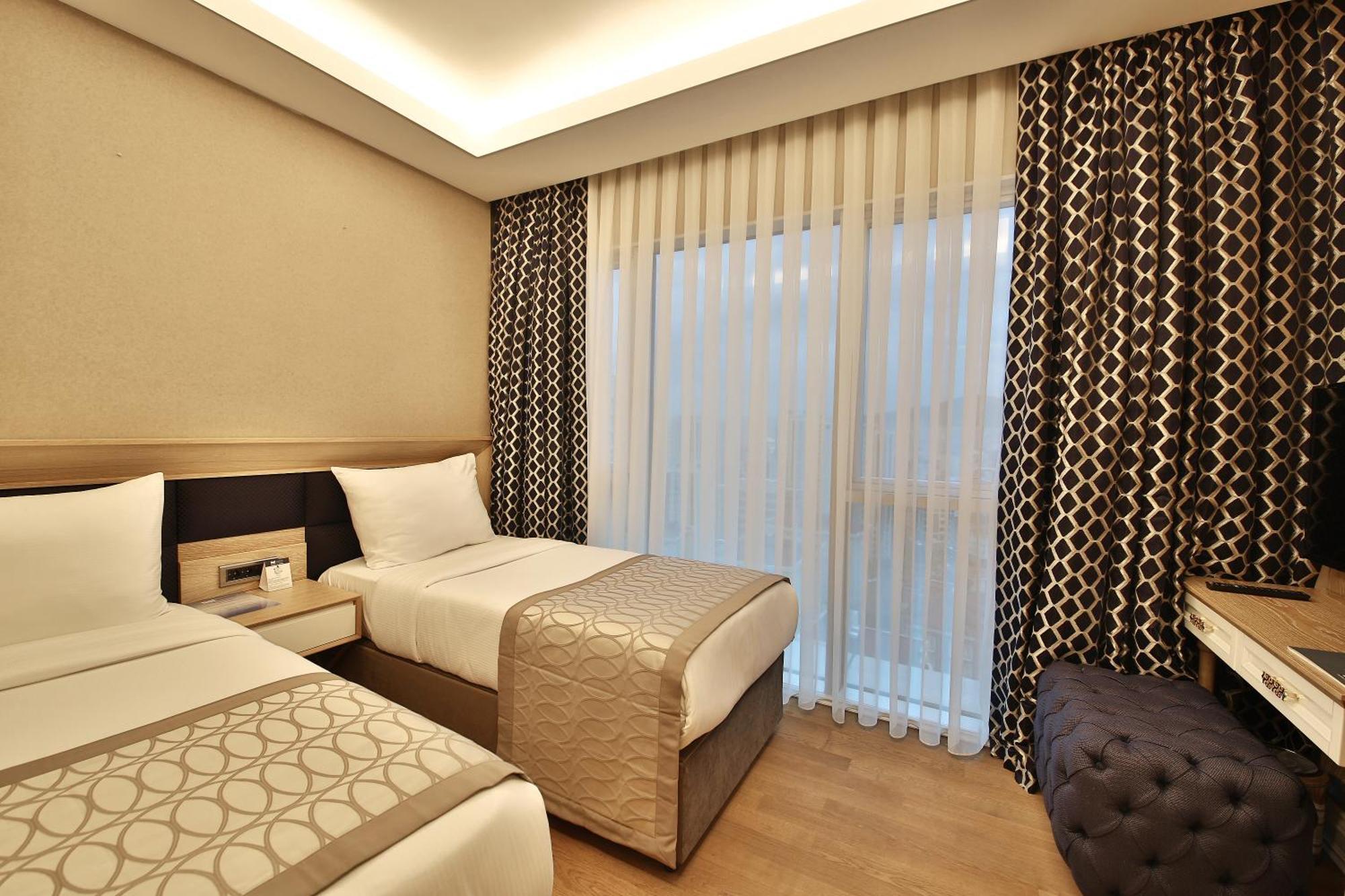 Bof Hotels Ceo Suites Atasehir Istambul Exterior foto