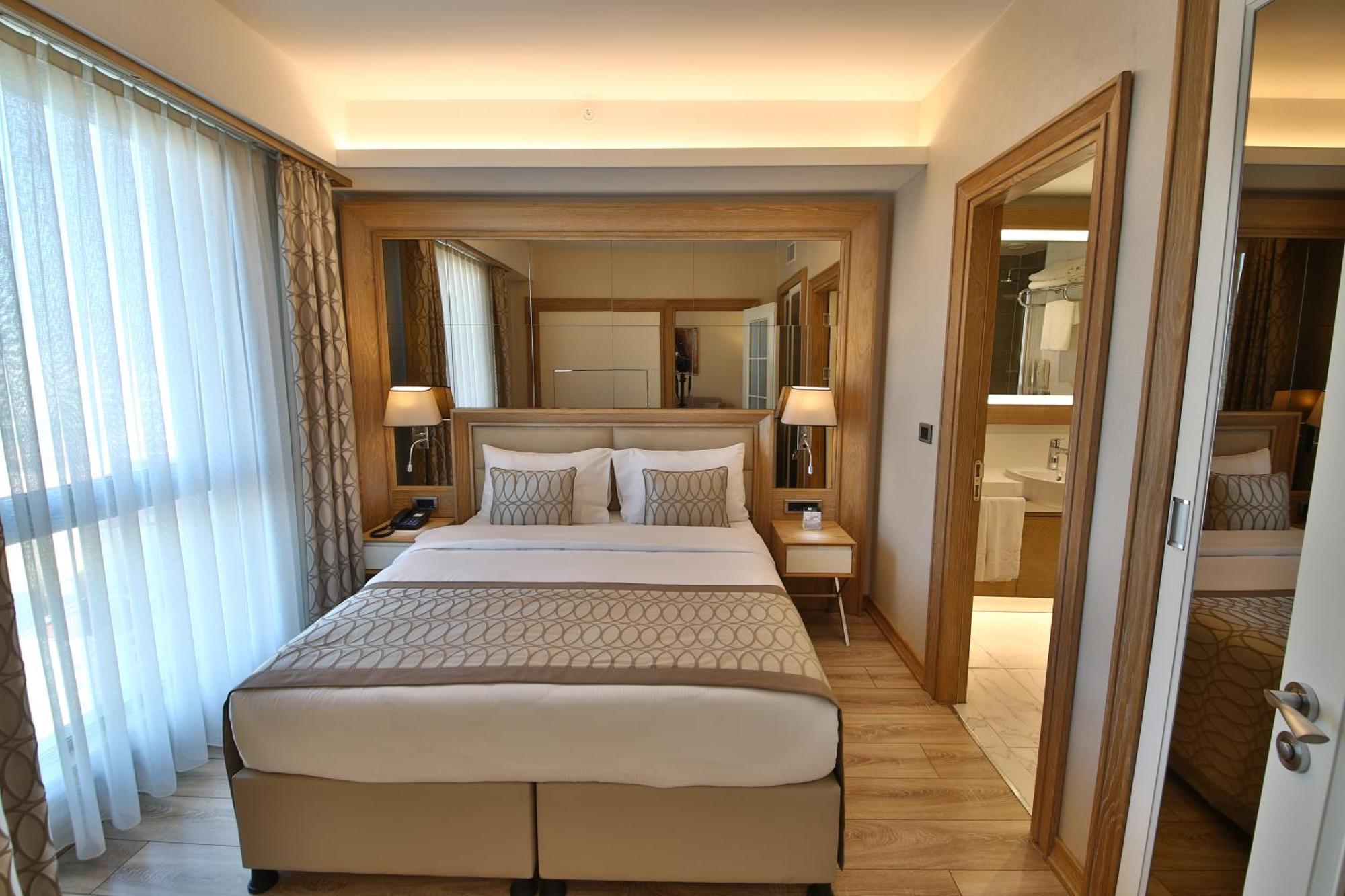 Bof Hotels Ceo Suites Atasehir Istambul Exterior foto