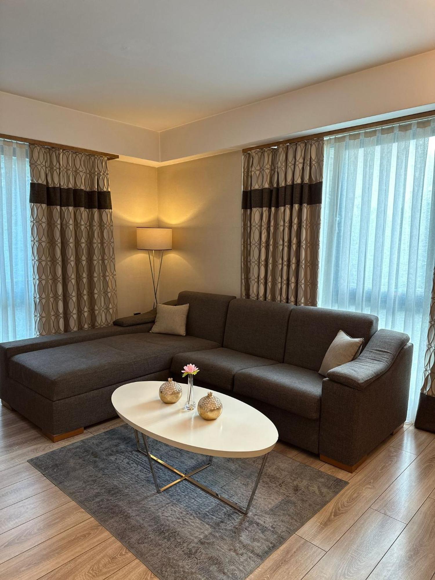 Bof Hotels Ceo Suites Atasehir Istambul Exterior foto