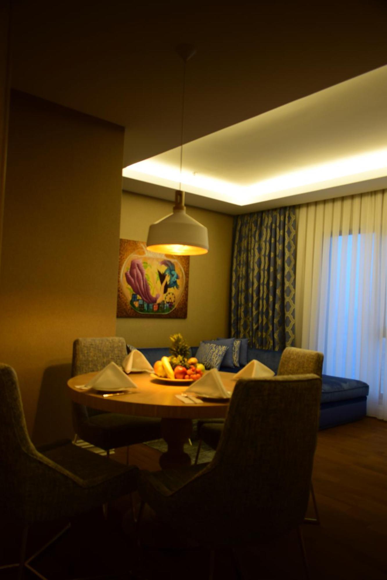 Bof Hotels Ceo Suites Atasehir Istambul Exterior foto